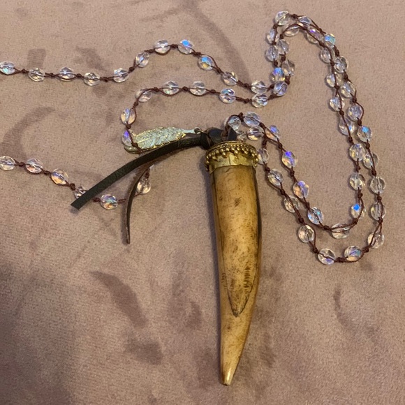 Store Closing‼️ Bone Boho Pendant Necklace - Picture 6 of 6